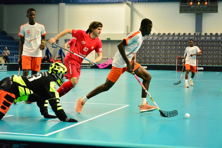 Pobrežie Slonoviny si odbilo florbalovú premiéru. Inkasovalo 51 gólov